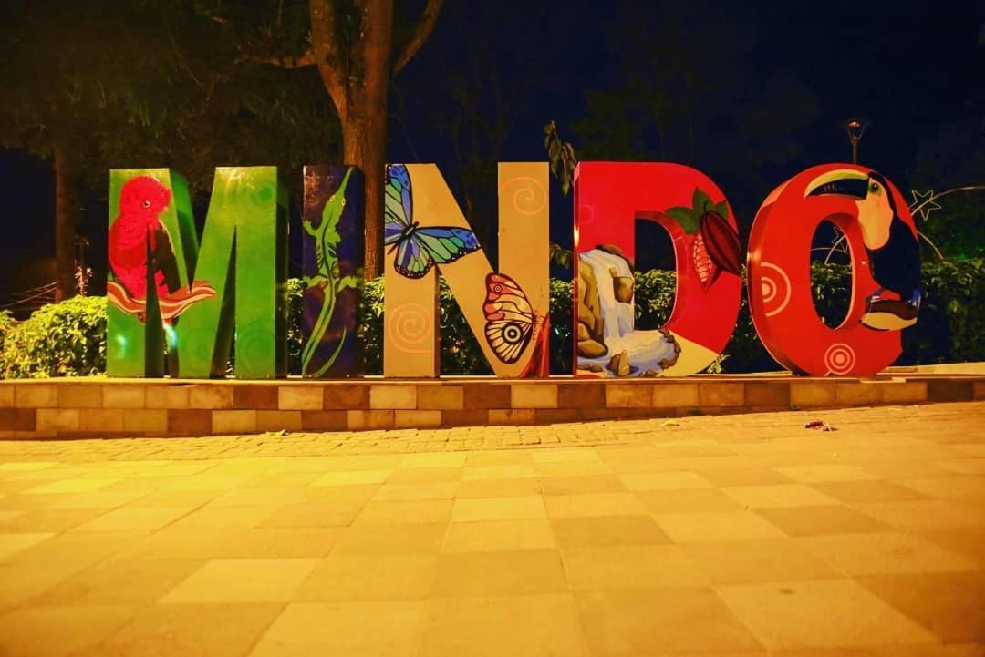 Hostal Henrry'S Hotel Mindo Exterior foto
